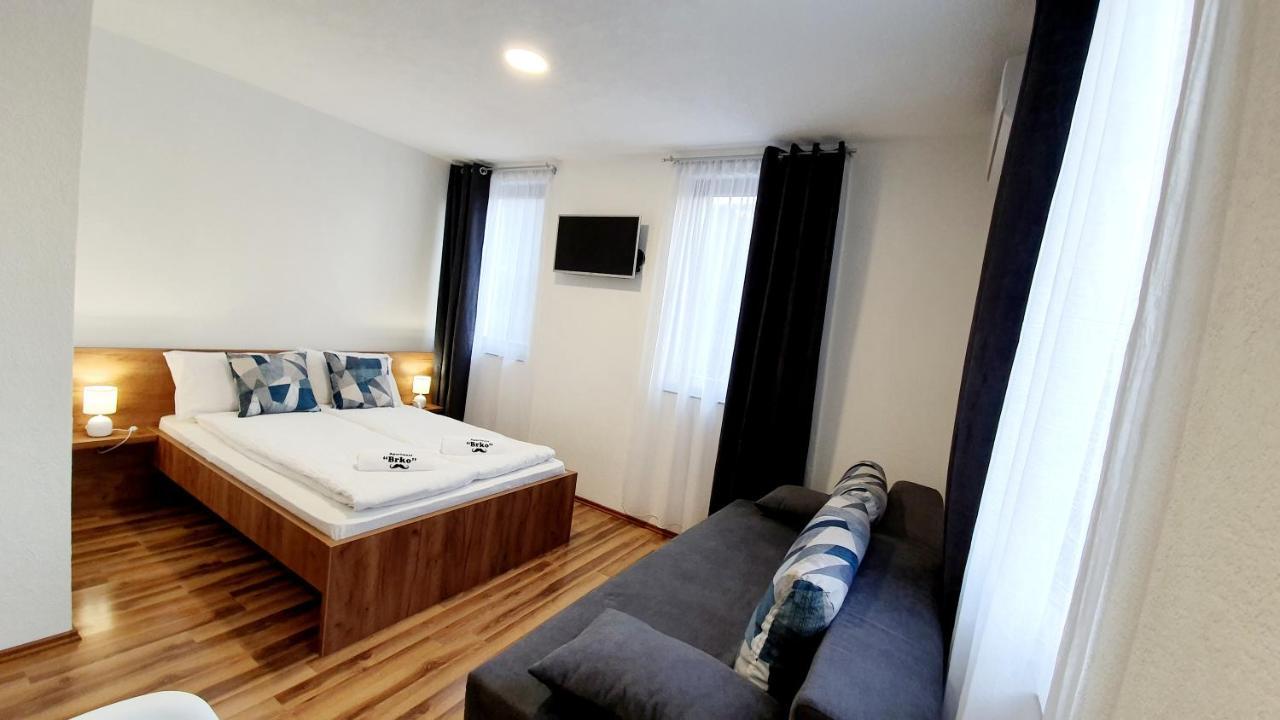 Apartmani Brko Kotor Varos ภายนอก รูปภาพ